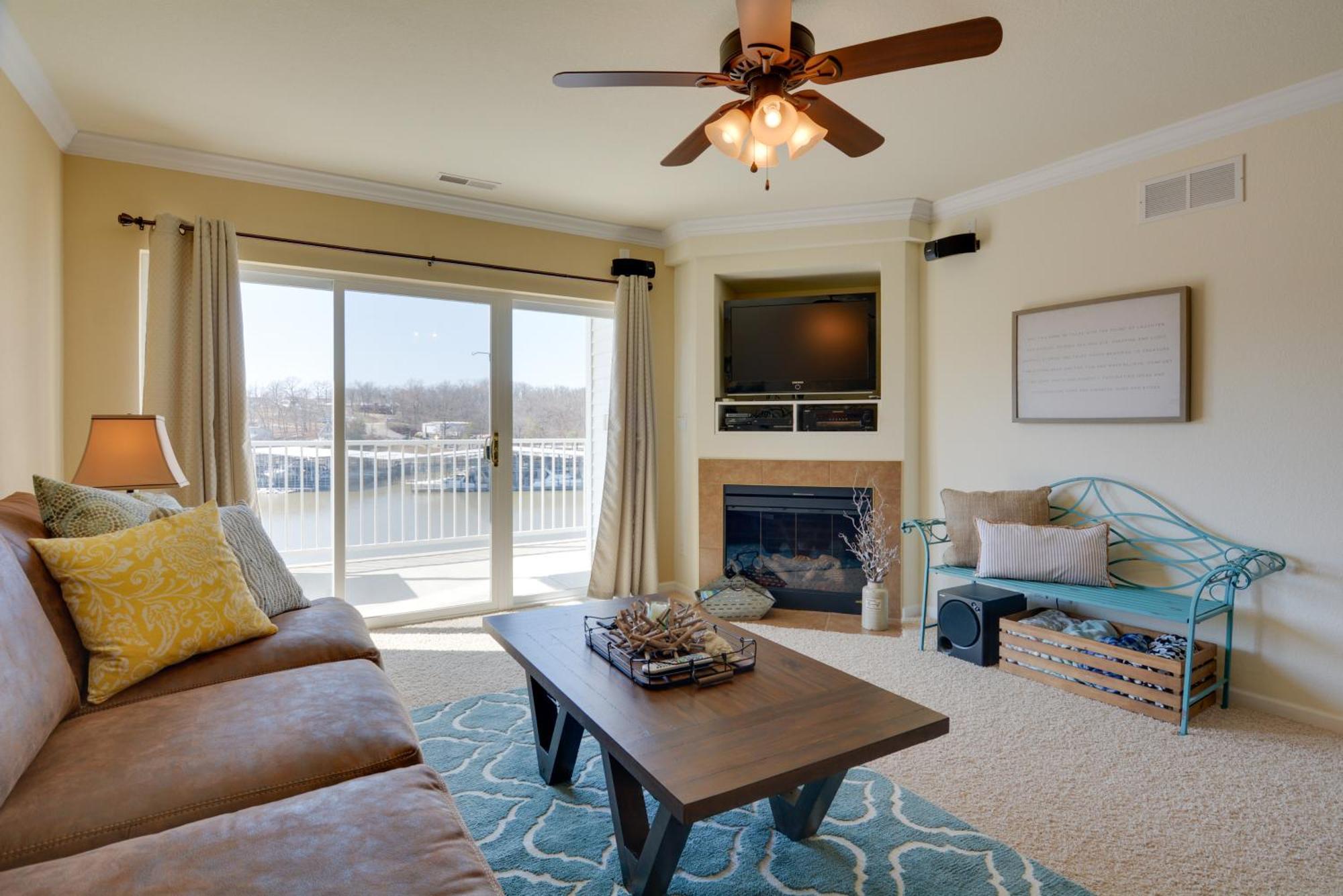 Lakefront Osage Beach Condo With Pool And Water Views! Eksteriør bilde